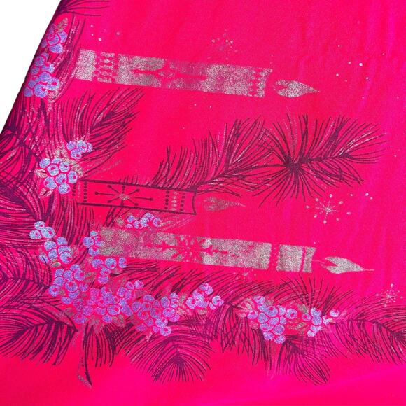 Vtg Christmas CALIFORNIA HAND PRINTS Tablecloth circa 1950s 64" x 51" Red - Picture 11 of 16